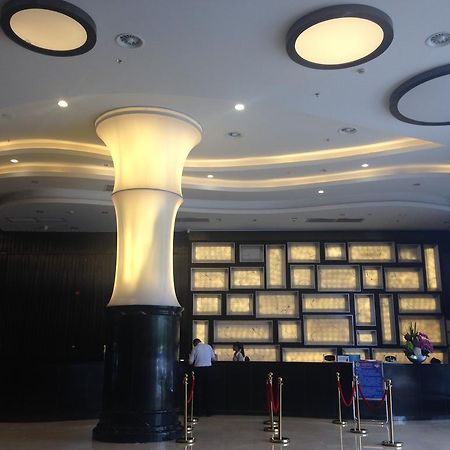 Golden Palm Hotel Zhuhai Luaran gambar