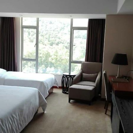 Golden Palm Hotel Zhuhai Luaran gambar